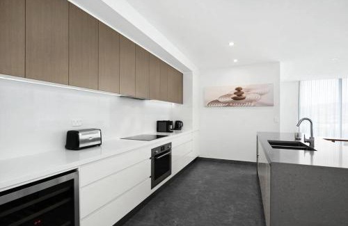 Caves Beach Apartment | Luxury Apartment Caves Beach 4 Bed