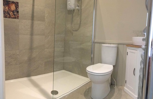 Arundel Apartment | Luxury Apartment- Central Location