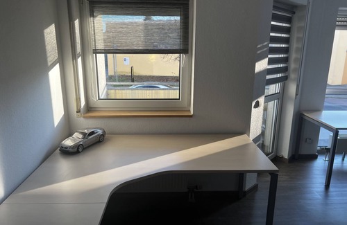 Dessau-Rosslau Apartment | Luxury apartment with work area for up to 4 people