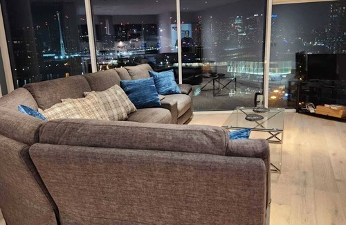 Docklands Apartment | Luxury Apartment Excel London