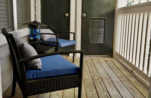 Sandy Springs Apartment | Luxury Apartment In Sandy Springs W/Patio