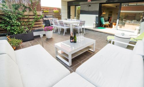 Vallpineda Apartment | Luxury Apartment in Sitges City