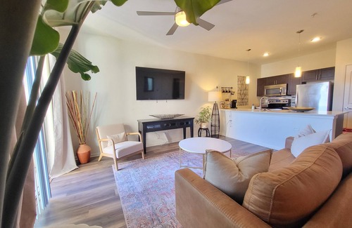 North Burnet Apartment | Luxury apartment in the Domain