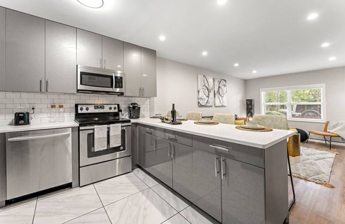 Loring Heights Apartment | Luxury Apartment in West Midtown