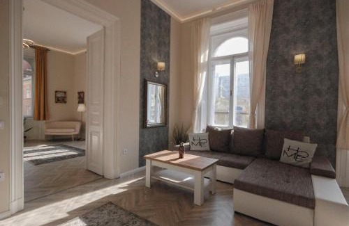Terezvaros Apartment | Luxury Apartment Opposite Budapest Opera, Central, AC, Metro 1, Sleeps 6