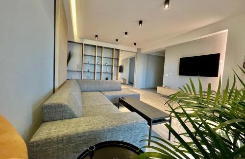 Craiova Apartment | Luxury apartment, private parking,7