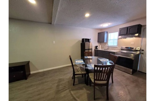 Biggs Field Apartment | Luxury Apartment Suite 3