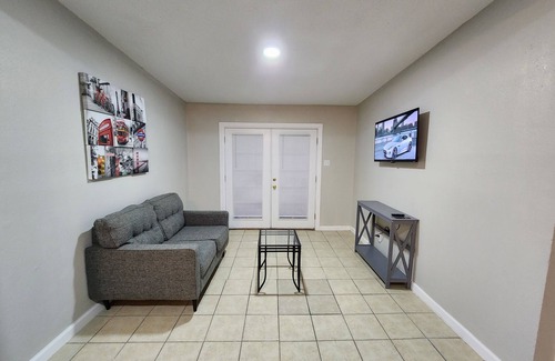 Biggs Field Apartment | Luxury Apartment Suite 2