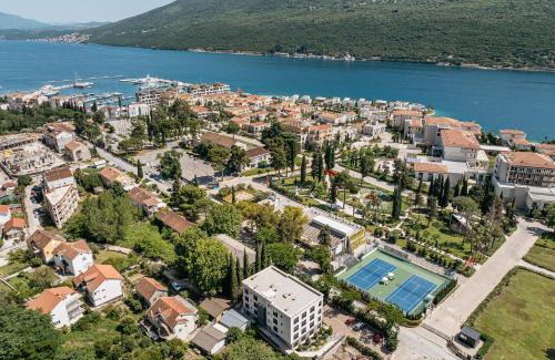 Denovici Apartment | Luxury Apartment Sunscape near Portonovi