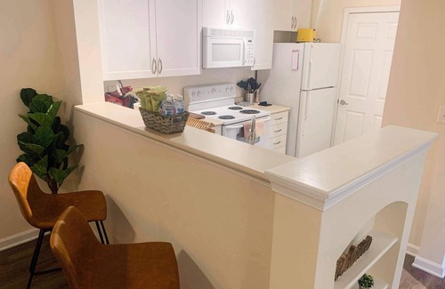 Ballenger Creek Apartment | Luxury Apartment ten minutes from Frederick