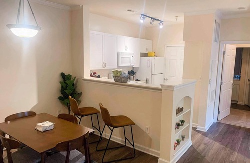Ballenger Creek Apartment | Luxury Apartment ten minutes from Frederick