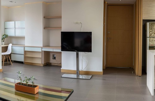 Lalinde Apartment | Luxury Apartment w/PANORAMIC Views 🌃 Lleras Park