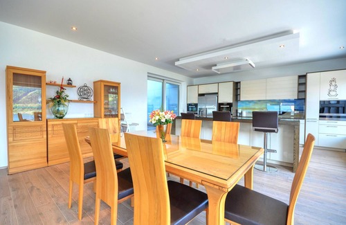 Zell am See Apartment | Luxury apartment with breathtaking views over the lake, steam sauna, big terrace