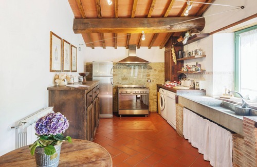 Londa Apartment | Luxury apartment with a view in Chianti Rufina