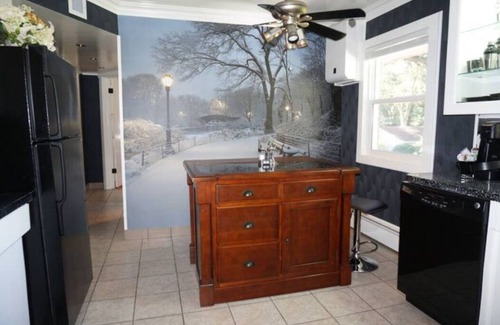 Kalamazoo Apartment | Luxury Apartment with Patio