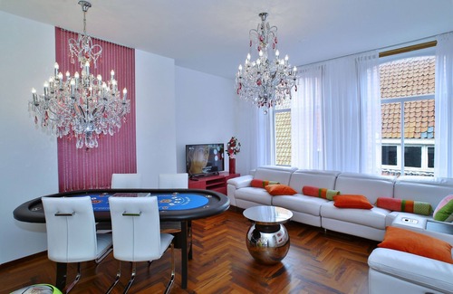 Delft Apartment | Luxury Apartments Delft Queens Residence