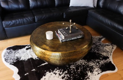 Pointe-Saint-Charles Apartment | Luxury Artist Condo In Pointe-Sainte-Charlesnn