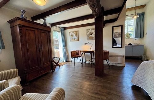 Wilsum Bed & Breakfast | Luxury B&B room at Hofstede de rieke Smit - room 1