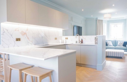 Ballycastle House | Luxury Ballycastle townhouse close to the seafront and beach.