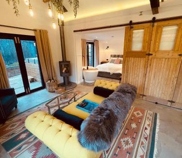 Cotebrook House | Luxury Barn with Hot Tub, Spa Treatments, Private Dining