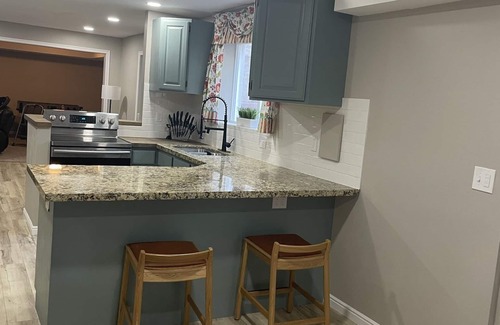 Utah County Apartment | Luxury Basement Apartment with Private Entrance. Play with Farm Animals!