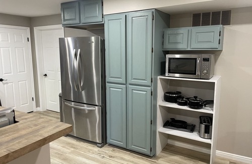 Utah County Apartment | Luxury Basement Apartment with Private Entrance. Play with Farm Animals!
