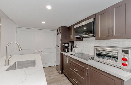 Oakville House | Luxury basement apartment in Oakville