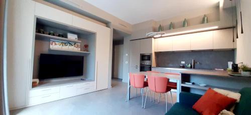 Carignano Apartment | Luxury Basilica View 19