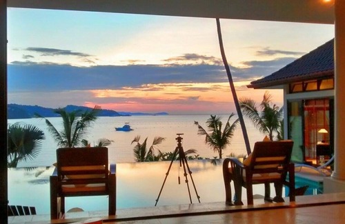 Wichit Villa | Luxury Beach Front Hai Leng Villa AO YON