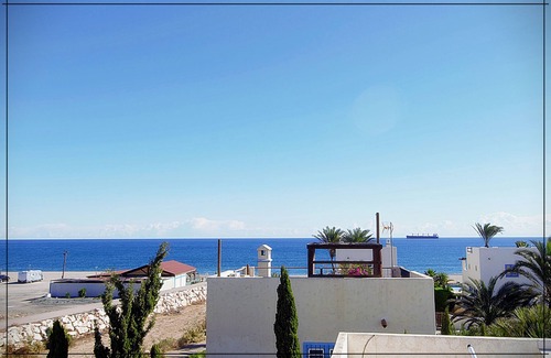 Las Herrerias House | Luxury beach house 50 meters from the beach, located in a closed community.