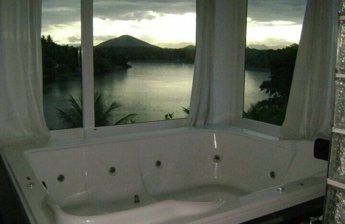 Belo Horizonte House | Luxury beach house, facing the lagoon and overlooking the sea.