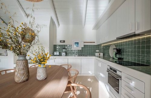 Carvalhal Villa | Luxury Beach House - only a short walk to the sea