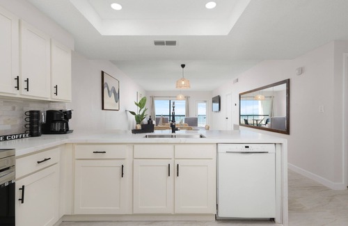 South Padre Island Condo | Luxury beachfront condo with the best ocean view!