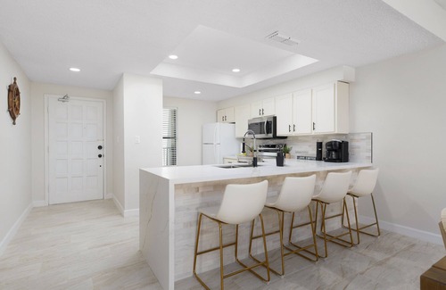 South Padre Island Condo | Luxury beachfront condo with the best ocean view!