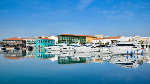 Limassol Apartment | Luxury Beachfront Apartment
