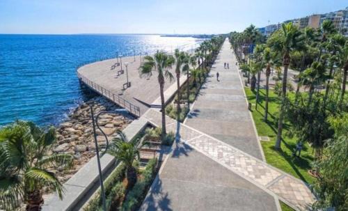 Limassol Apartment | Luxury Beachfront Apartment