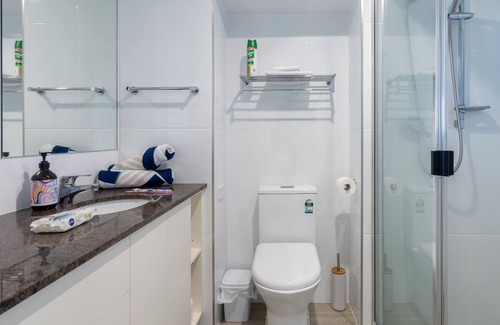 North Ward Apartment | Luxury Beachfront Studio on the Townsville Strand
