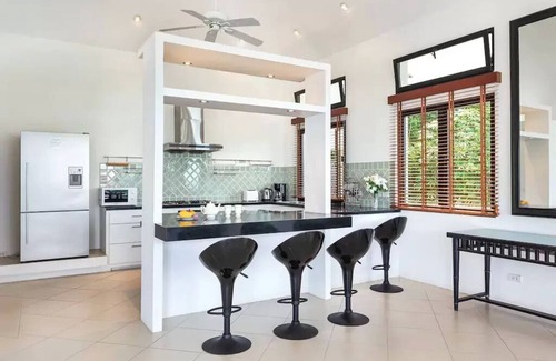 Wichit Villa | Luxury Beachfront Tai Pan Villa