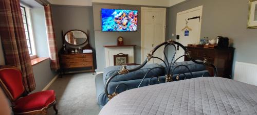Bossington Bed & Breakfast | Luxury Bed And Breakfast at Bossington Hall in Exmoor, Somerset