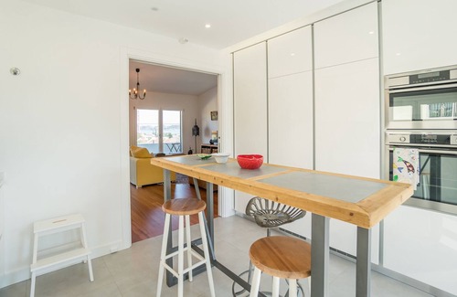 Linda-a-Velha House | Luxury Belem Pool & Garden Apartment