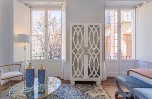 Granada City Center Apartment | Luxury BibRambla Apartment