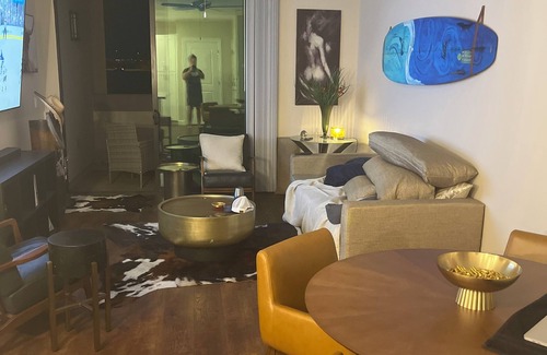 North Scottsdale Apartment | Luxury brand new unit. Gorgeous mountain views from 2nd floor patio. Garage.