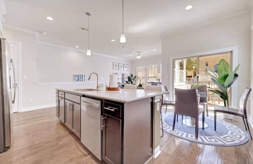 Georgetown House | Luxury Brownstone Getawayn