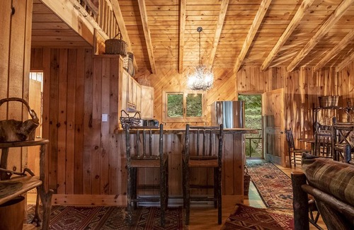 Saranac Lake Cabin | Luxury Cabin on the Lake & In The Trees
