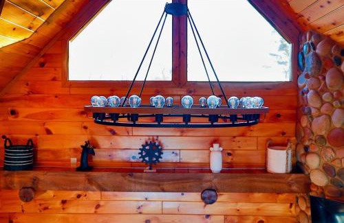 Morganton Villa | Luxury Cabin with Heated Pool, Hot-Tub & Deluxe Outdoors