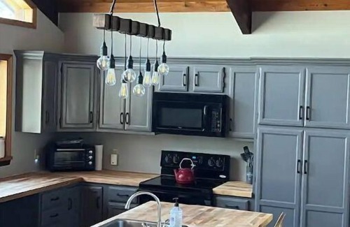 Old Forge House | Luxury Cabin with Indoor Heated SaltWater Pool!