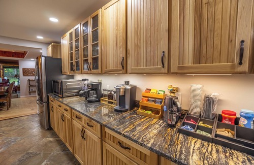 Mountain Home Cabin | Luxury Cabin With Lake Views + 36 Acres To Play On Bull Shoals