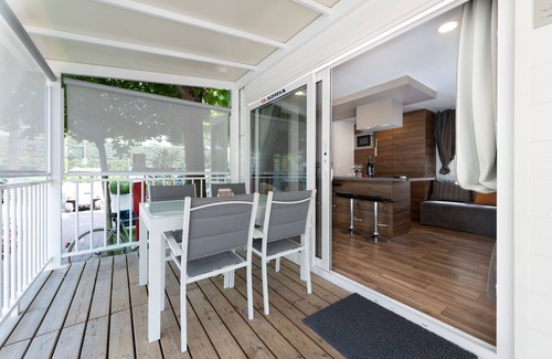Reschigliano RV Rental | Luxury Camp at Union Lido