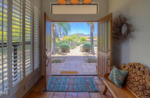 Carefree Rolling Hills House | Luxury Carefree Santa Fe View House On An Acre.