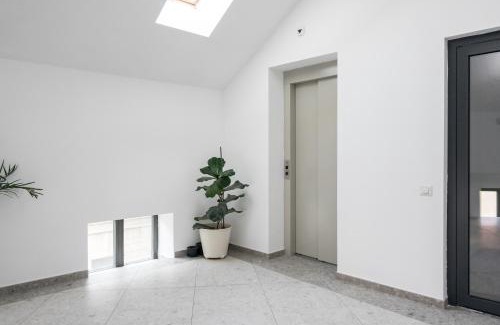 Bucharest City-Centre Apartment | Luxury Central Lofts by Carmen Sylva